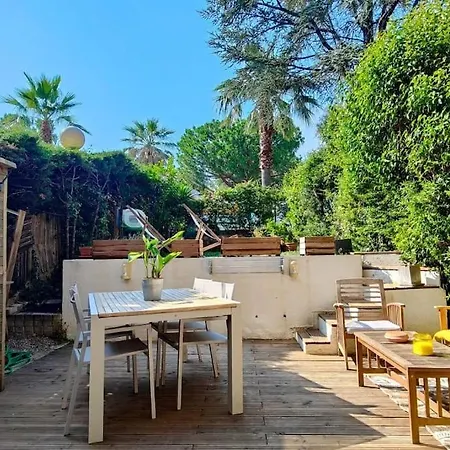 Loubet Plage - Spacieux Avec Jardin